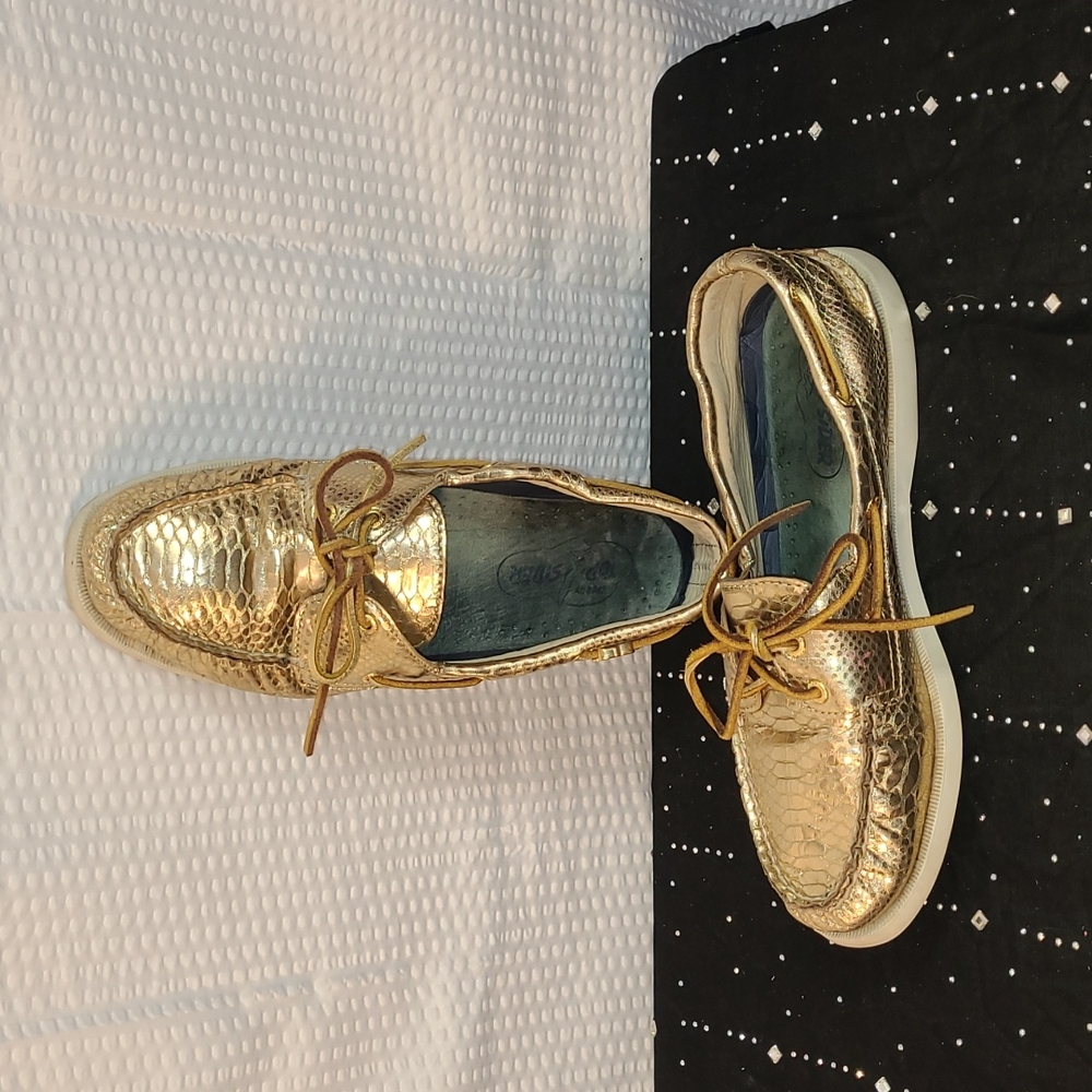 Sperry Top-Sider Ladies Gold Loafers